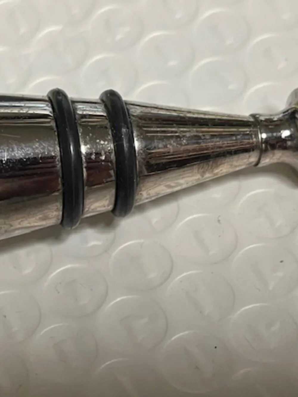 VTG Handmade Murano style Wine Bottle Stopper Green Glass Floral Metal End 4